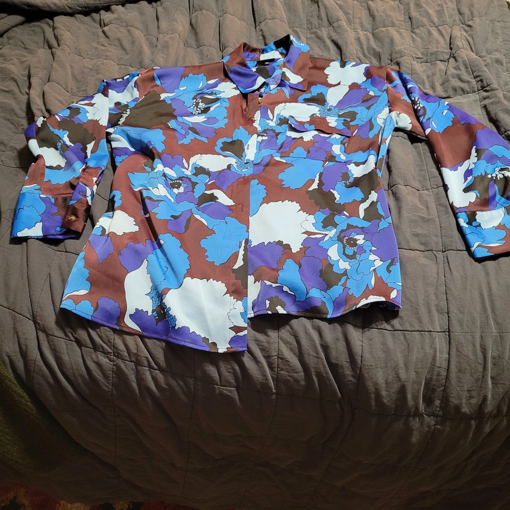 Who What Wear Blue and Brown Floral Shirt